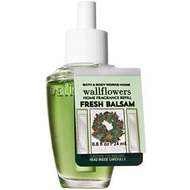 Imagem de Bath and Body Works FRESH BALSAM Refil de fragrância Wallflowers 0,8 Fluid Onça (Edição 2019) Verde Área Deodorizer Líquido Plug-in para Áreas Internas