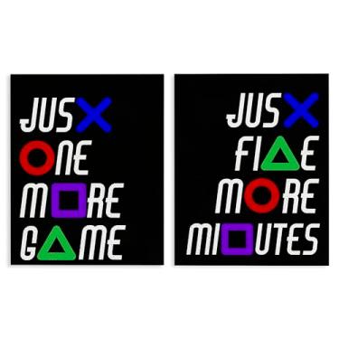 Imagem de Stupell Industries Conjunto de arte de parede em tela de 2 peças com símbolos de botão Gamer, design de Kim Allen, 20 x 16