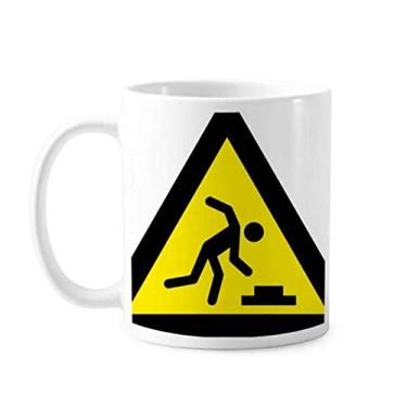 Imagem de Símbolo de aviso amarelo preto tropeço caneca triângulo cerâmica xícara de café porcelana louça