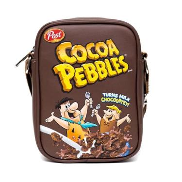 Imagem de Bolsa tiracolo transversal de couro vegano com alças ajustáveis, réplica de caixa de cereais Fred e Barney com pedras de cacau, Marrom, 8.0" x 6.0"