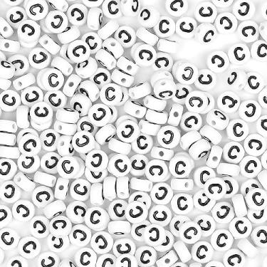 Imagem de Auvoua 300 peças de contas de letra C 4 x 7 mm contas brancas do alfabeto acrílico forma redonda contas soltas para nome pulseiras colares chaveiros faça você mesmo fabricação de joias (C)