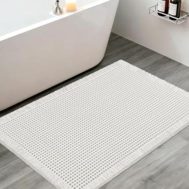 Imagem de ACCUMTEK Tapete de banheiro de waffle atualizado, 81 cm x 50 cm, branco, super absorvente, antiderrapante, secagem rápida, tapetes de banheiro com borlas, laváveis na máquina, tapetes de banheiro