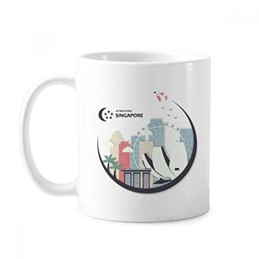 Imagem de Caneca clássica com bandeira de Singapura Places in Moon Shape Caneca de cerâmica branca presente com alças 350 ml