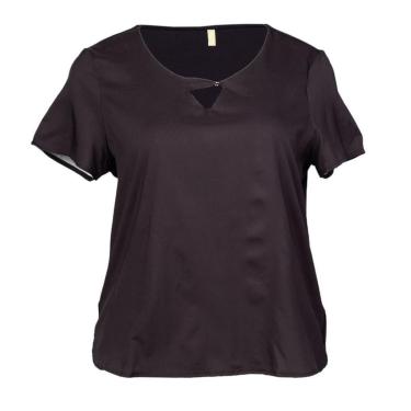 Imagem de Blusa Feminina Cativa Plus Size Detalhe em Pingente no Decote Preta-Feminino