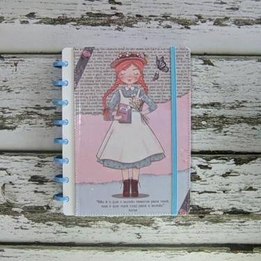 Imagem de Caderno de Disco Infinito Sistema Inteligente Personagens - Anne de Green Gables With an E (PEQUENO - A5)