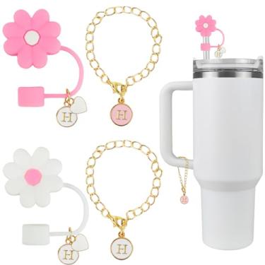 Imagem de Aganmi Capa de canudo de flor inicial compatível com acessórios Stanley Cup, 2 peças de pingentes de letras com 2 peças de tampas de cobertura de palha de silicone personalizadas de 10 mm para copo