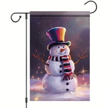 Imagem de Starlit Patio Bandeira de jardim de boneco de neve de Natal de 30,5 x 45,7 cm com chapéu colorido e cachecol banner de quintal dupla face decoração de férias ao ar livre sazonal sinal de boas-vindas