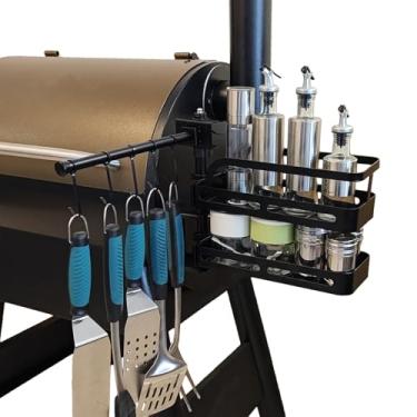 Imagem de XOIEPZE Caixa de armazenamento rotativa para defumador de pellets – Rotação de 180°, altura ajustável, organizador de acessórios de churrasco destacável