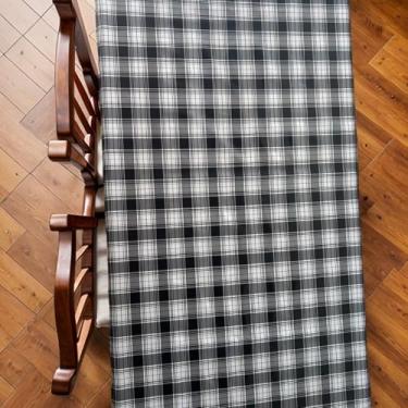 Imagem de Toalha De Mesa Termica Plastica Retangular 6 Lugares 140x200 2 Metros Xadrez Preto