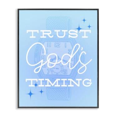 Imagem de Stupell Industries Trust Gods Timing Design de parede giclée emoldurado azul preto por Daphne Polselli, 11 x 14