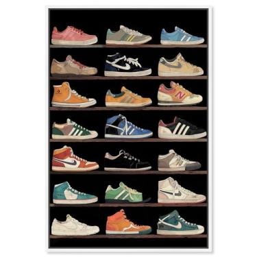 Imagem de Coleção de tênis nas prateleiras impressão em tela arte de parede por Art Remedy, moldura branca, 50 x 76 cm