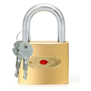 Imagem de Cadeado Grande 38mm com 3 Chaves modelo Tetra para Portã, porta de loja, moto, armário, etc. Cadeado Grande Resistente.
