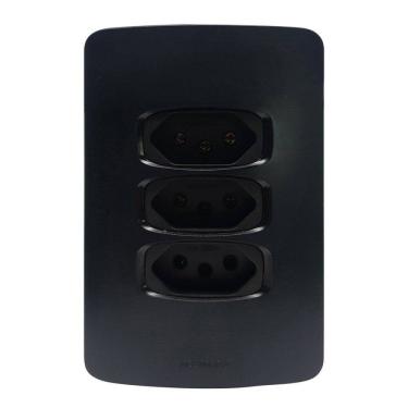 Imagem de Conjunto 1 Placa 4x2 + 3 Tomadas 2 pólos + Terra  10A Gracia Maxx Alumbra Preto