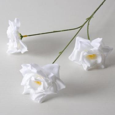 Imagem de 4 peças de flores artificiais - flor de seda com hastes rosas brancas arranjos florais falsos para casa de banho escritório mesa centro de mesa prateleira decoração de casamentos