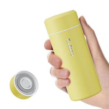 Imagem de 【Atualizado】Garrafa de água isolada pequena Exllena 227 g/250 ml – Mini garrafa de água isolada para bebidas quentes e frias, frasco pequeno perfeito para viagens, bolsa... (amarelo)