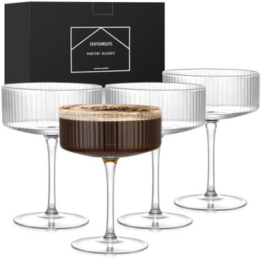 Imagem de VENVENWEAVS Conjunto de 4 Copos de Martini de Cristal com 10 Onças, Copos de Coquetel Vintage com Nervuras para Café Expresso, Martini, Champanhe, Cosmopolita, Manhattan, Coquetel