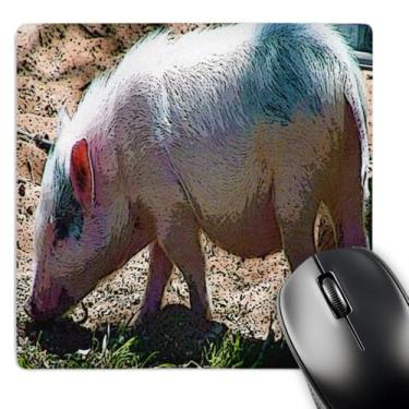 Imagem de 3dRose Mouse pad LLC 20 x 20 x 0,63 cm, um porco peludo rosa que foi posturizado comendo grama (mp_48275_1)