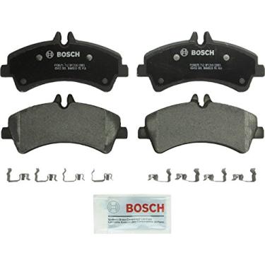 Imagem de Bosch BP1318 QuietCast Premium Semi-Metallic Disc Brake Pad Set para Dodge Sprinter 3500; Freightliner Sprinter 3500; Mercedes-Benz Sprinter 3500; Volkswagen Crafter; Traseira