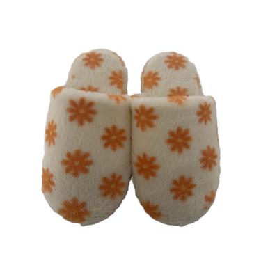 Imagem de Pantufa Feminina Fechada Margarida Floral Bege Basic+ Nº 35/36