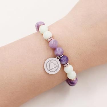Imagem de Sober Bracelet Pulseira elegante com contas para recuperação de álcool, design fortalecedor com charme exclusivo, ideal para uso diário ou eventos de apoio YA5047, Medium, Aço inoxidável, Sem Pedra