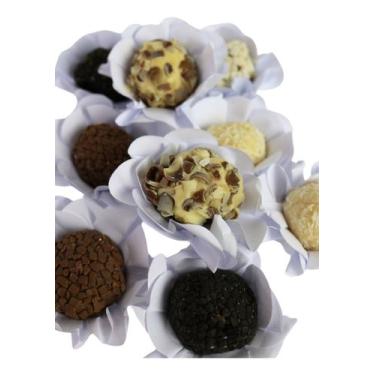 Imagem de 40 Forminhas Branca Bali Flor Doces Casamento Docinhos Forma - Lulli F