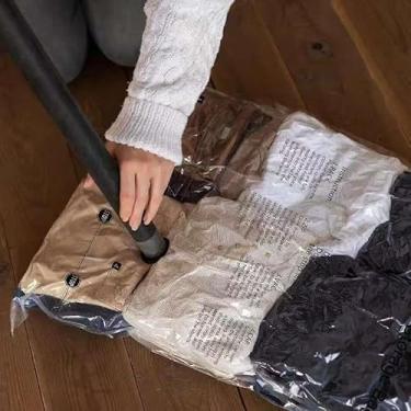 Imagem de Sacos de vedação de armazenamento a vácuo, economia de espaço para edredons, cobertores, seladores, sacos herméticos de compressão para roupas, roupas de cama, travesseiros, edredons, cobertores
