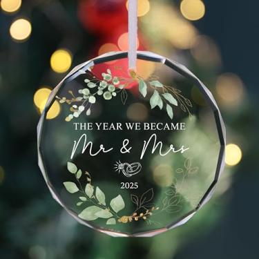 Imagem de ELOI Enfeite de vidro de noivado 2025, lembrança de anúncio de noivado, o ano em que ficamos noivos, decoração de coração de cristal com óculos e detalhe de anel para casal