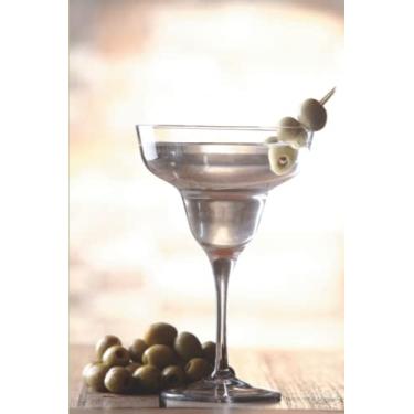 Imagem de Notebook with a cover image of Dry Martini with gin and vermouth garnished with olives: Composition Book for Writing 6x9 inches 100 pages Lined sheet notebook