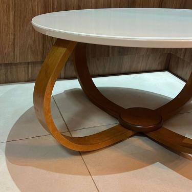 Imagem de Mesa De Centro Bella 70x40 (pé Cebola) Vidro Branco Mel