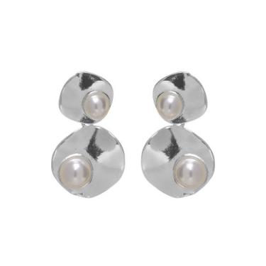 Imagem de Brinco Pendurado Martelado Com Pérolas Banhado Prata 925 - Papillon Se