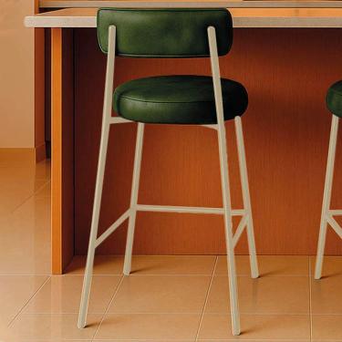 Imagem de Banqueta Cozinha Média Com Encosto Industrial Champanhe Londres Pu D03 - D'rossi Verde