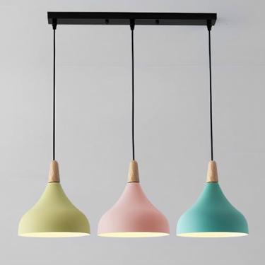 Imagem de Lustre moderno de metal colorido com 3 lâmpadas e soquete E26 para iluminação de interiores, ideal para ilha de cozinha, sala de jantar e quarto. Perfeito para iluminação pendente linear em