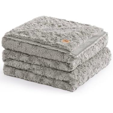 Imagem de UGG Cobertor casal/queen de pele sintética, cobertor fofo de dupla face, aconchegante e grande para sofá, roupa de cama lavável para cama de casal ou Queen, decoração de casa de luxo, 228 cm x 228 cm