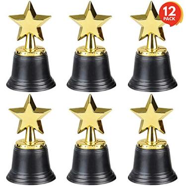 Imagem de ArtCreativity – Conjunto de 12 troféus dourados de estrelas de plástico para crianças – Troféus de 4,5 polegadas para futebol, futebol, beisebol, prêmio de carnaval, lembranças de festa para meninos e meninas