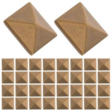 Imagem de DOITOOL Cola plana pirâmide em tachas: 100 peças de pinos de pirâmide de fundo plano 9 x 9 mm prego quadrado de cobre para bolsa de roupas sapatos de couro decoração DIY, dourado