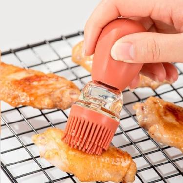 Imagem de Dispenser de Óleo e Azeite com Pincel de Silicone 180ml | Conta-Gotas Integrado, Vidro Resistente e Aplicador Preciso – Ideal para Cozinha, Churrasco e Receitas Saudáveis – Cor Salmão