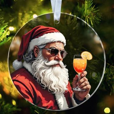 Imagem de ZoZi9xDesigns Enfeite de Papai Noel Bebendo Aperol Spritz - Ornamento de Natal Aperol Spritz - Lembrança de Natal em acrílico - Amante de coquetéis - Decoração de Natal