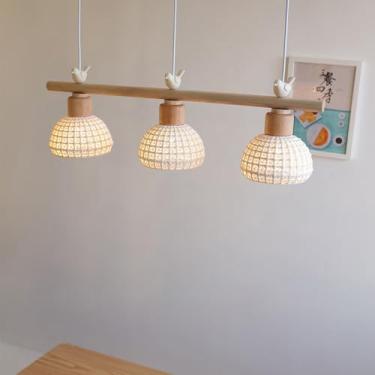 Imagem de 3 Luzes Lineares Pendentes Iluminação Mid Century Moderna Vidro Leite Pendente Luz Teto Pássaro Vidro Nervurado Lâmpada Rústica Fazenda Longo Lustre Para Cozinha Ilha Mesa De Jantar Restaura