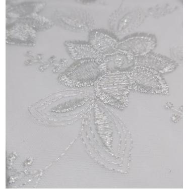 Imagem de Tecido Tule Embroidery VAR 1-100% Poliéster (Off, 3m x 1,32m)