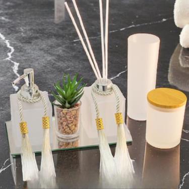 Imagem de Kit Lavabo Luxo de Vidro com Difusor Aromatizador, Saboneteira, Bandeja Espelhada e Itens Decorativos – 10 Peças(Branco)