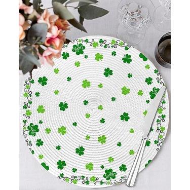 Imagem de Jogo americano trançado redondo trevo verde para o dia de São Patrício trevo da sorte conjunto de tapetes de mesa resistentes ao calor de 5,5 cm para decoração de mesa de férias de primavera