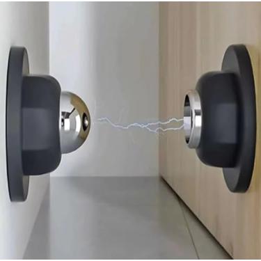 Imagem de Prendedor Magnético para Porta, Fixador Adesivo em Inox, 5,2 x 5,3 cm, com Mola Amortecedora