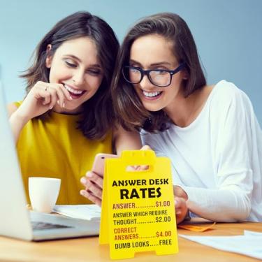 Imagem de Mini placa A-Frame "Answer Desk Rates" com preço de serviço bem-humorado - Presente engraçado de decoração de mesa de escritório para colegas de trabalho profissionais