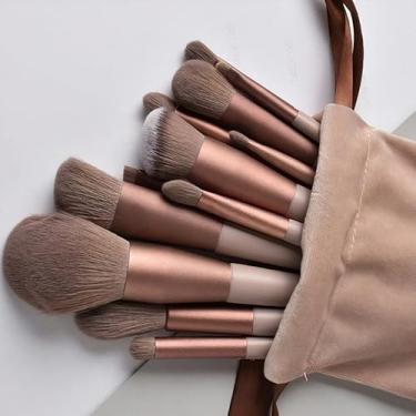 Imagem de Kit de Pincéis de Maquiagem 13 Peças com Estojo de Feltro – Cerdas Macias e Densas, Ideal para Iniciantes e Dia a Dia – Escolha a Cor (MARROM)