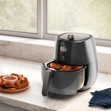 Imagem de Fritadeira Elétrica Air Fryer Electrolux EAF30 4 Litros Prata - 127V