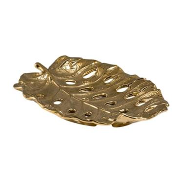 Imagem de UGPLM Bandeja para joias com folhas, prato para servir, prato para lanche, porta-chaves elegante, para brincos, armários de mesa, penteadeira para casa, 24.5 Cm X 21.2 Cm X