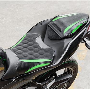 Imagem de Conjunto de almofadas de assento de passageiro de couro de motocicleta para Ninja 500 Z500 2024 2025 capa de assento de turismo, um conjunto verde