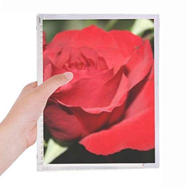 Imagem de Caderno vermelho grande com flores rosas e folhas soltas diário recarregável de papelaria
