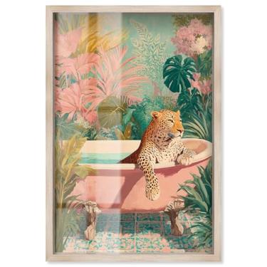 Imagem de Cheetah Tropical Bathroom Vibes Shadowbox Print Bathroom Wall Art por Art Remedy, moldura loira, 53 x 78 cm
