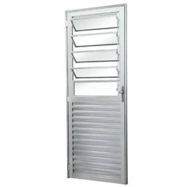 Imagem de Porta de Alumínio Basculante 0,80x2,10m Lado Esquerdo - Quality